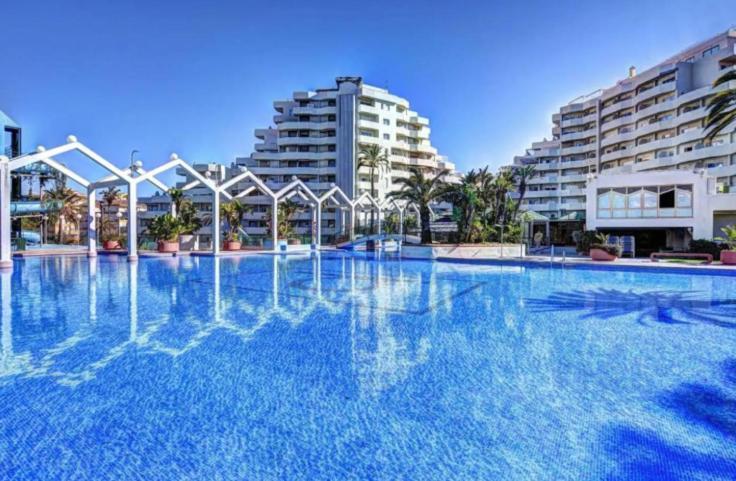 Benal Cozy With A Water Park. Appartement