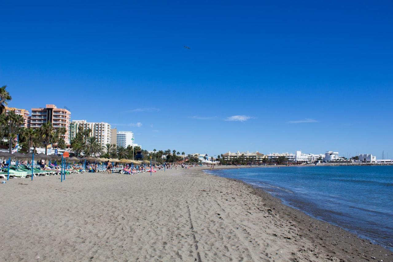 Benal Cozy With A Water Park. Appartement Benalmádena